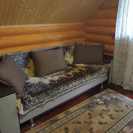 затишний будиночок Tatil Evi Bukovets